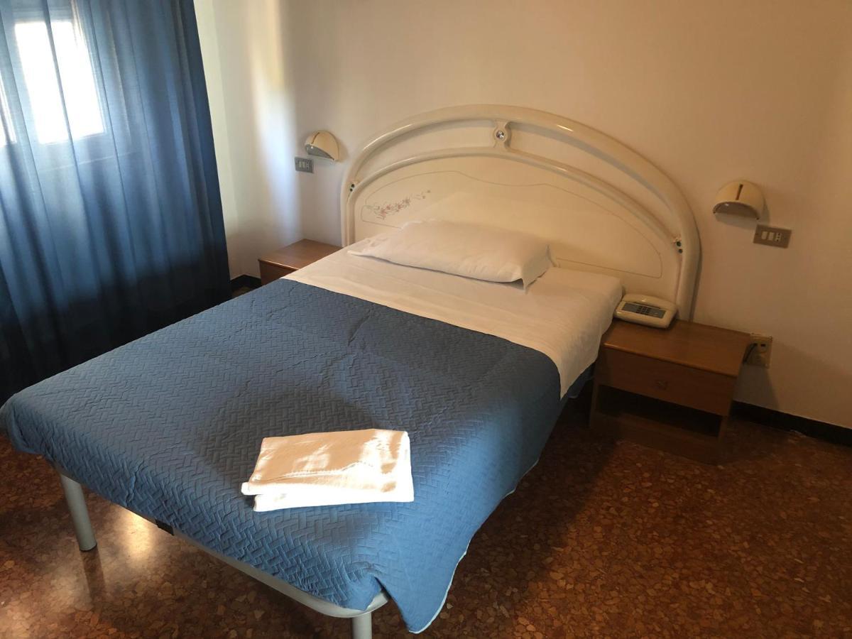 Hotel Miramare 사보나 외부 사진