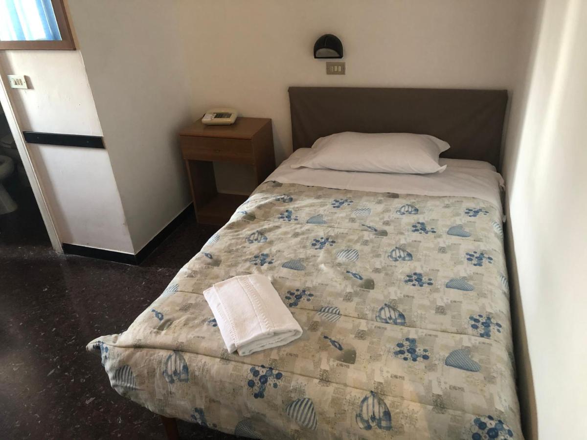 Hotel Miramare 사보나 외부 사진